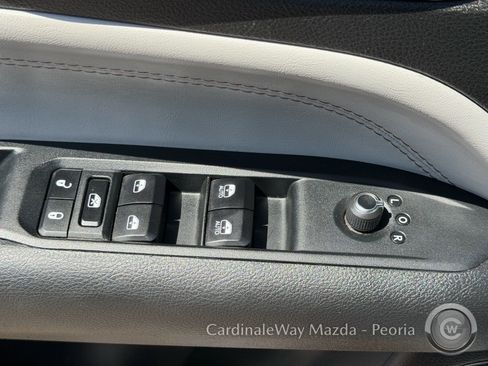 Used 2025 Jeep Compass Limited AWD/4WD image 20