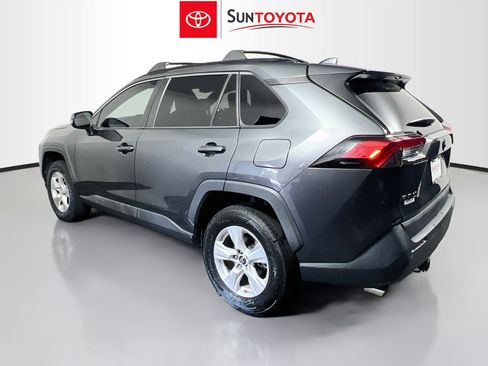 Used 2019 Toyota RAV4 XLE w/ Convenience Package FWD image 6