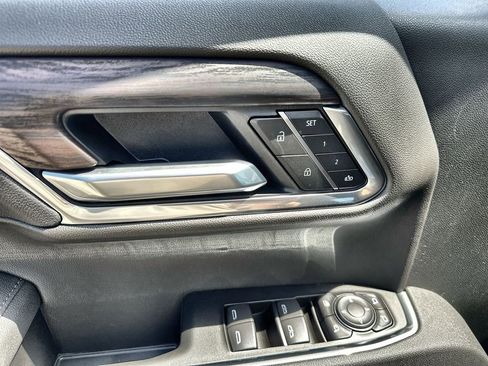 New 2026 GMC Sierra 1500 SLT image 22