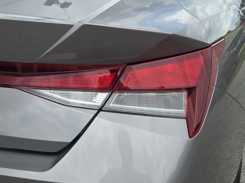 Used 2023 Hyundai Elantra SEL image 8