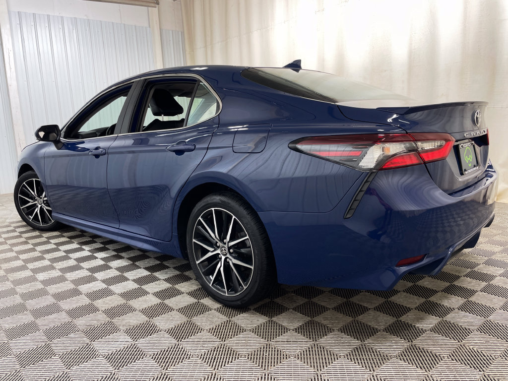 Used 2024 Toyota Camry SE FWD image 37