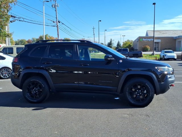 Used 2022 Jeep Cherokee Trailhawk w/ Sun, Sound & Nav Group AWD/4WD image 7
