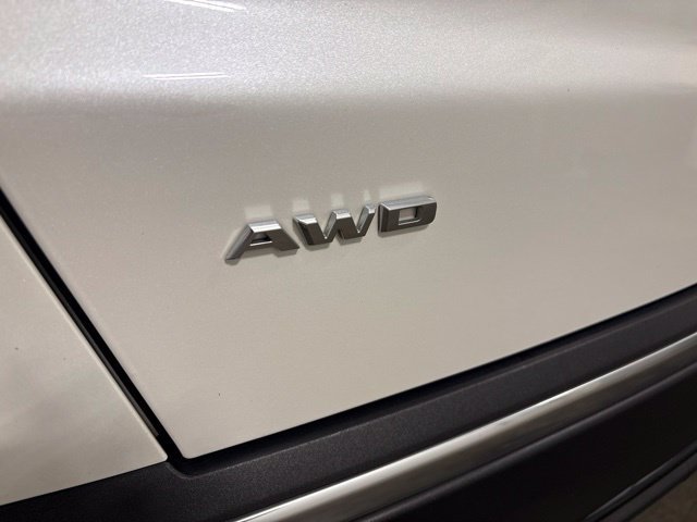 Used 2023 Cadillac XT5 Sportv w/ Platinum Package AWD/4WD image 42
