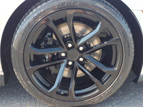 Used 2013 Chevrolet Camaro ZL1 image 9