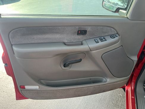 Used 2000 Chevrolet Silverado 1500 LS RWD image 11