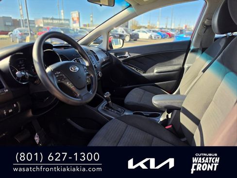 Used 2016 Kia Forte LX w/ LX Popular Plus Package image 9