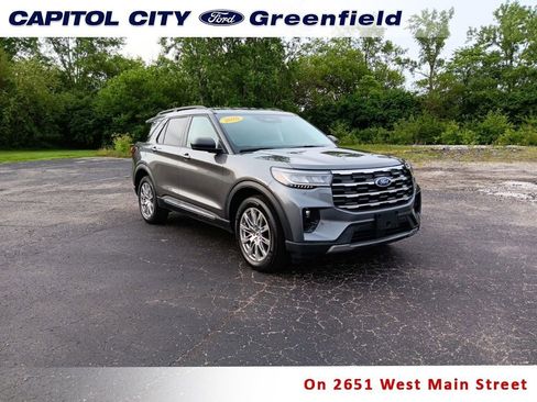 Used 2025 Ford Explorer Active w/ Active Comfort Package AWD/4WD image 1