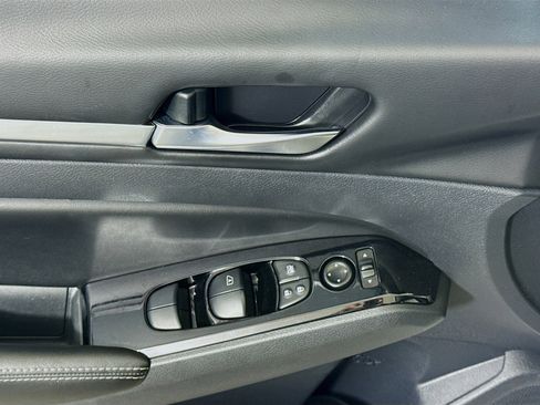 Used 2023 Nissan Altima 2.5 SV image 24