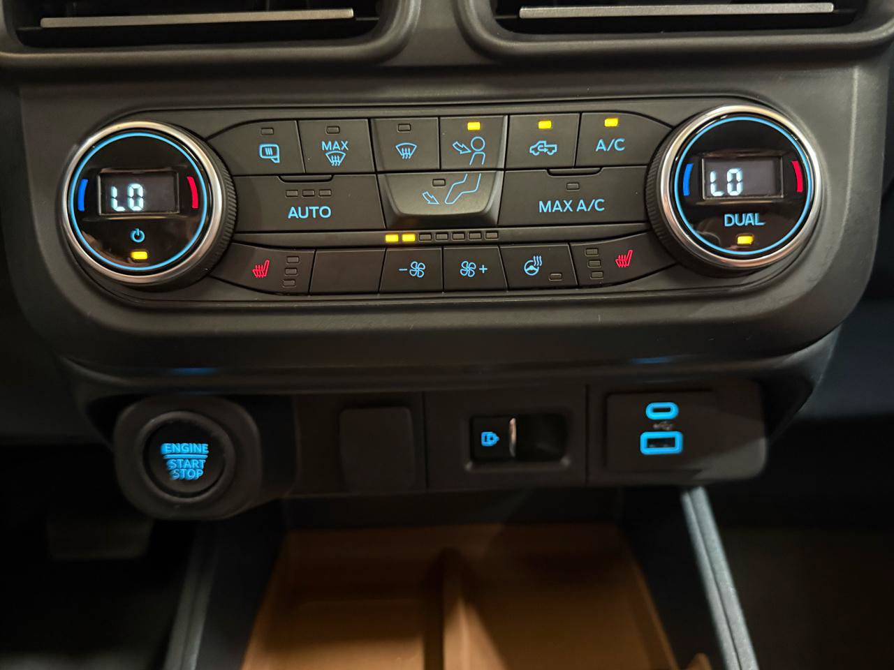 Used 2022 Ford Maverick Lariat w/ Lariat Luxury Package AWD/4WD image 18