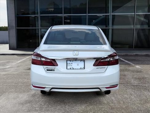 Used 2016 Honda Accord Sport image 5