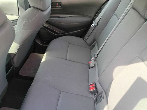 Used 2022 Toyota Corolla LE image 14