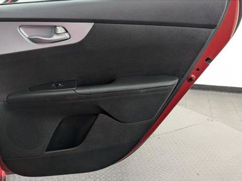 Used 2023 Kia Forte LXS image 19