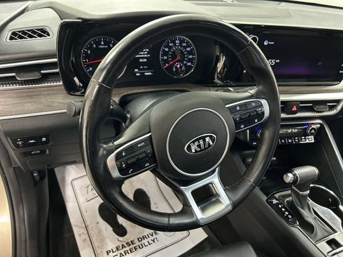 Used 2021 Kia K5 EX w/ EX Premium Package FWD image 4