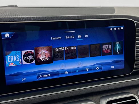 Used 2024 Mercedes-Benz GLE 350 4MATIC image 16