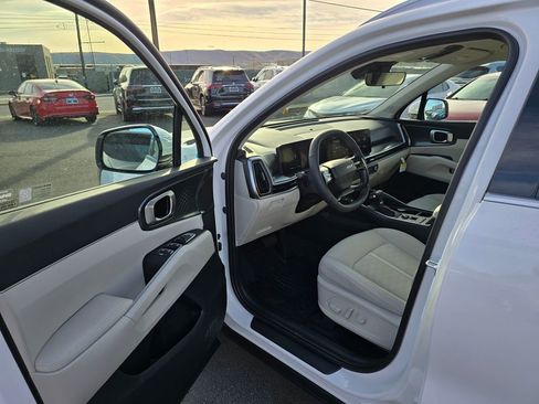 New 2026 Kia Sorento S image 20