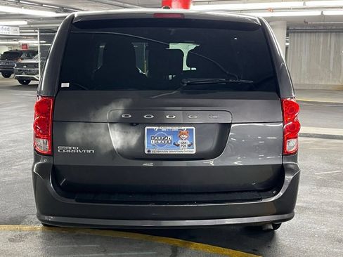 Used 2017 Dodge Grand Caravan SXT w/ Driver Convenience Group FWD image 31