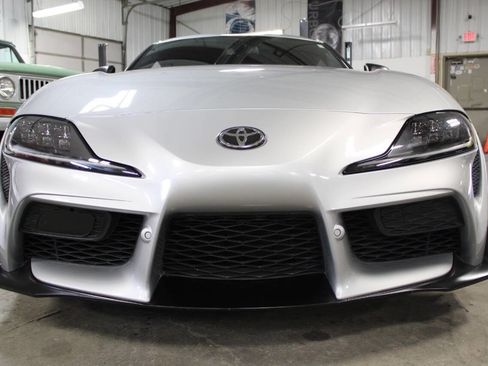 Used 2020 Toyota Supra Premium image 9