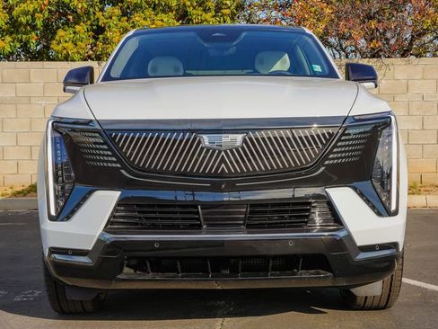 New 2026 Cadillac Escalade IQL Sport 1 w/ LPO, ONYX Package AWD/4WD image 4