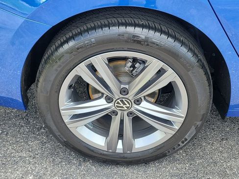 Used 2024 Volkswagen Jetta SE w/ Panoramic Sunroof Package FWD image 7