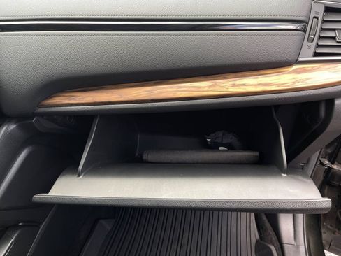 Used 2017 Honda CR-V EX image 26