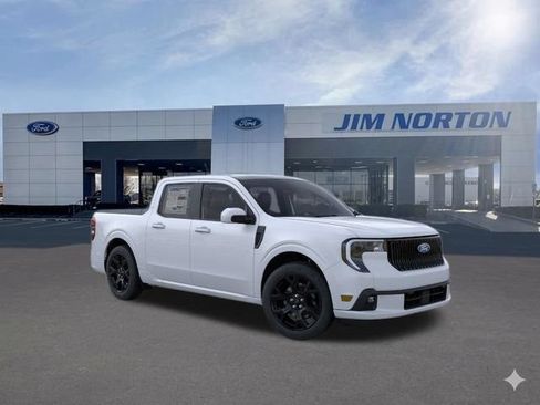 New 2026 Ford Maverick Lobo AWD/4WD image 9