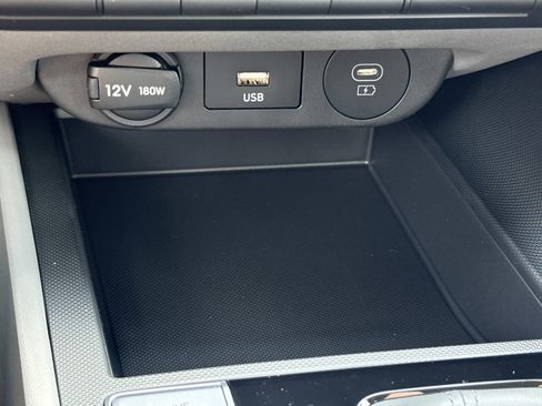 New 2026 Hyundai Elantra SE FWD image 24