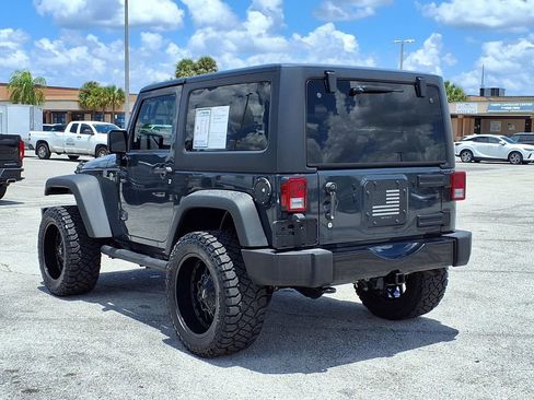 Used 2017 Jeep Wrangler Sport AWD/4WD image 5