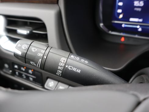 Certified 2024 Chevrolet Suburban High Country image 25