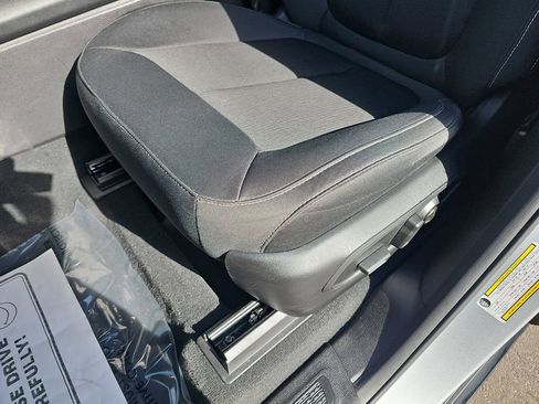 Used 2023 Jeep Grand Cherokee Laredo w/ Luxury Tech Group I image 31