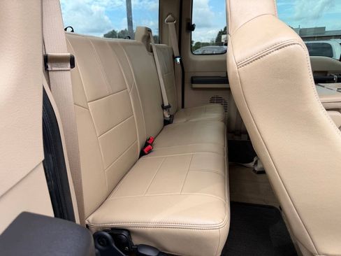 Used 2010 Ford F250 XLT AWD/4WD image 16