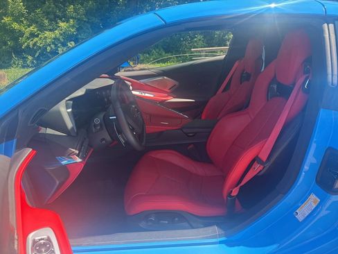 Used 2022 Chevrolet Corvette Stingray Premium Cpe w/ Z51 Performance Package RWD image 5