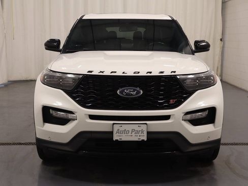 Used 2022 Ford Explorer ST w/ Equipment Group 401A image 4