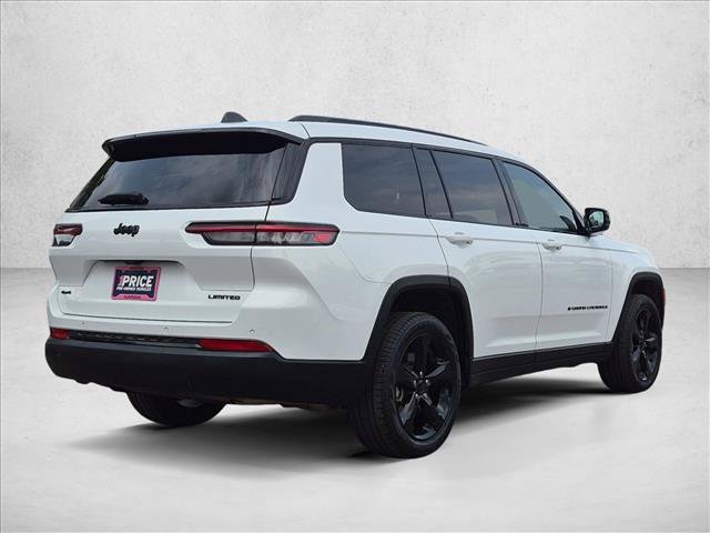 Used 2024 Jeep Grand Cherokee L Limited w/ Black Appearance Package AWD/4WD image 5