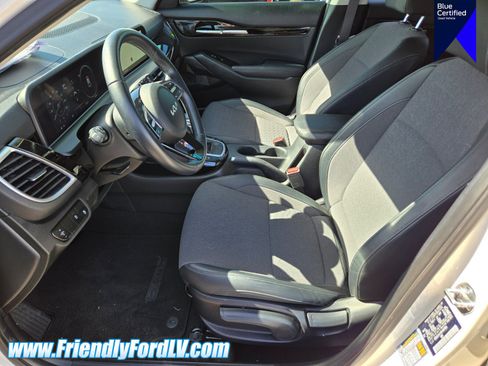 Used 2024 Kia Seltos S FWD image 9