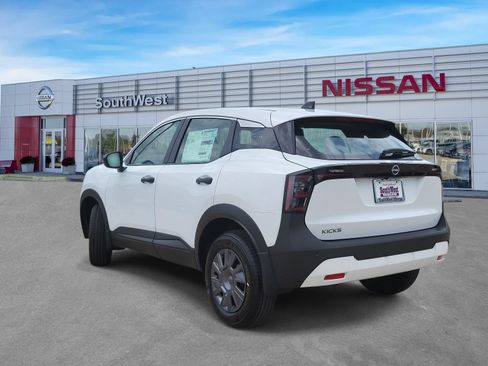 New 2026 Nissan Kicks S FWD image 7