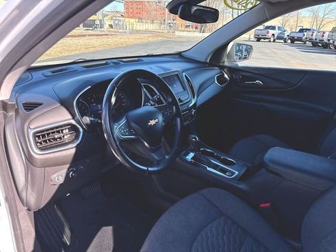 Used 2021 Chevrolet Equinox LT image 10