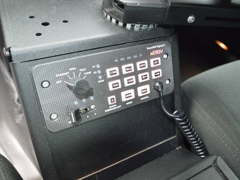 Used 2023 Dodge Charger Police AWD/4WD image 22