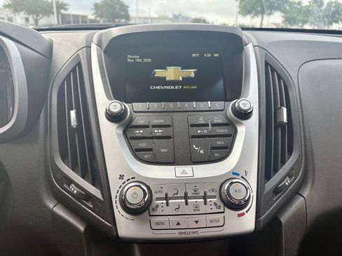 Used 2017 Chevrolet Equinox LT w/ Convenience Package FWD image 16