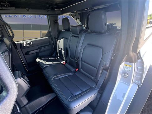 New 2026 Ford Bronco Big Bend w/ Black Diamond Package AWD/4WD image 10
