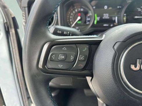 Used 2024 Jeep Wrangler Unlimited Rubicon 4xe AWD/4WD image 33