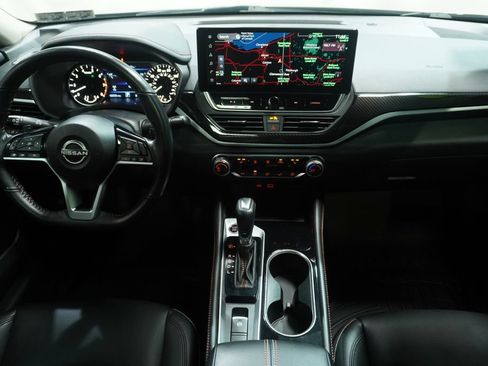 Used 2023 Nissan Altima 2.5 SR w/ SR Premium Package AWD/4WD image 15