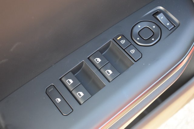 New 2026 Kia K4 FWD image 18