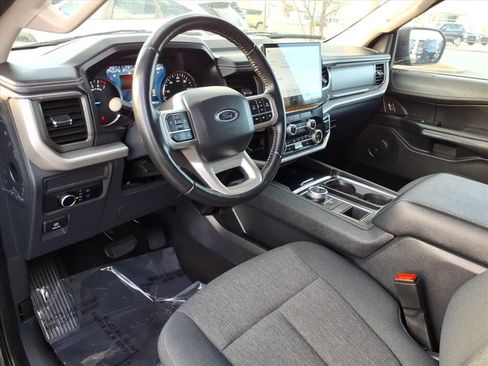 Used 2024 Ford Expedition Max XLT RWD image 6