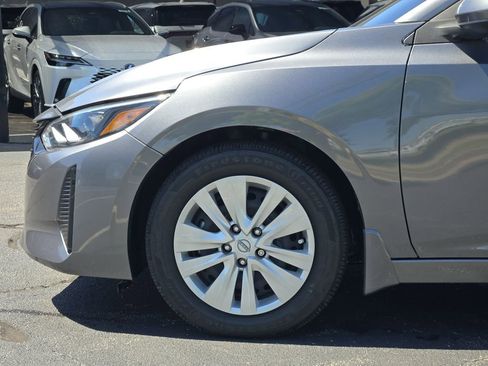 Used 2025 Nissan Sentra S FWD image 8