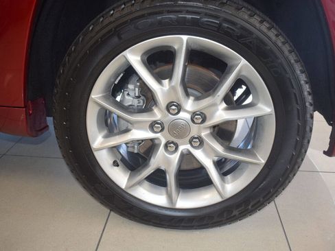 Used 2015 Jeep Grand Cherokee Summit w/ Platinum Series Group image 12