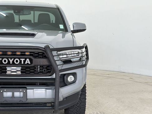 Used 2021 Toyota Tacoma TRD Sport w/ TRD Premium Sport Package AWD/4WD image 20