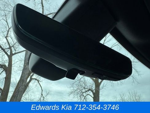 Used 2024 Buick Enclave Premium image 31