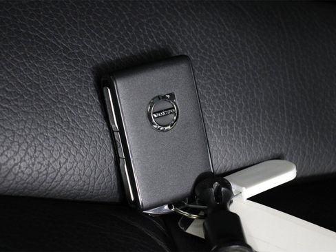 Certified 2023 Volvo S60 T8 Plus w/ Climate Package image 33