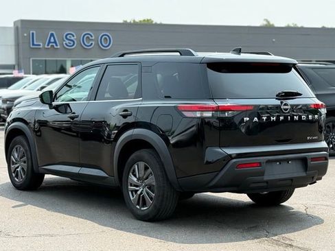 Used 2022 Nissan Pathfinder SV image 47
