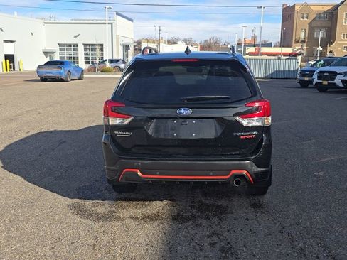 Used 2023 Subaru Forester Sport image 6
